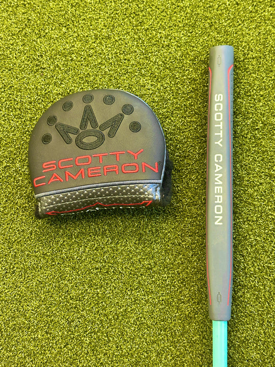 (NEW) Scotty Cameron Phantom 5.2