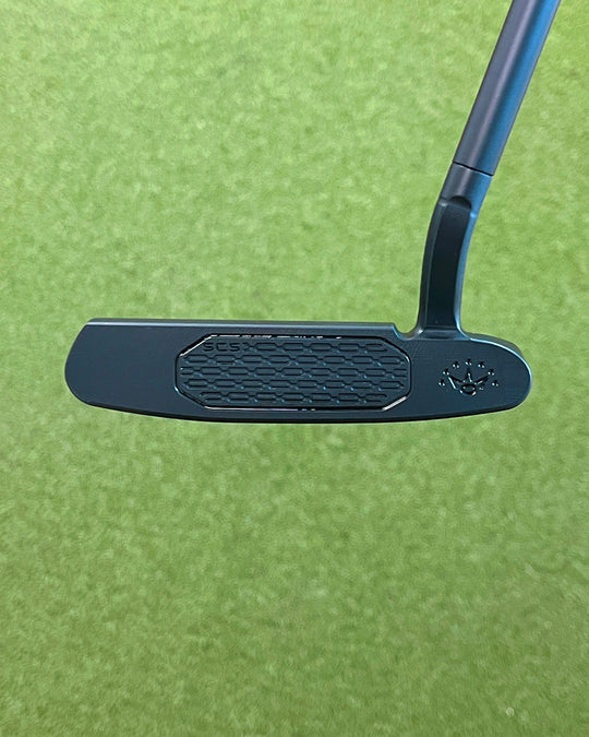 (NEW) Scotty Cameron Studio Style Sante Fe